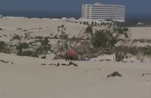 XXX Lebarkan tante cerita panas kaki