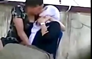 XXX Donna cerita dewasa tante seksi Bell menggoda pelatihnya