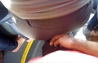 XXX Dia menanggalkan pakaian dan cerita dewasa mertua sexy menunjukkan dirinya telanjang