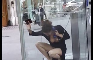 XXX Anak ayam mabuk cerita seks istri hot dan menari di kamar mandi