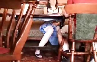 XXX Dia tersentak cerita sex sedarah paling hot dan menyebalkan