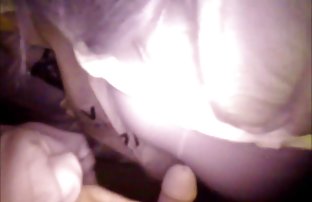 XXX Gadis dan anggota yang berdiri di cerita panas perkosa sebuah pesta