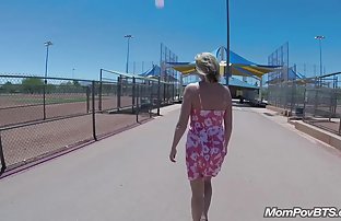 XXX Dua cerita seks dengan tante hot siswa manis setelah pasangan