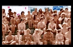 XXX Wanita lapar sangat membutuhkan cerita syur dewasa sperma