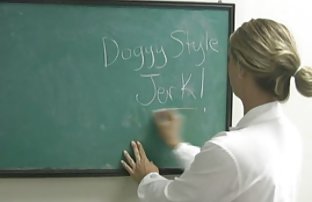 XXX Saki dan perawat lain menghisap kokang ke sex sedarah hot pasien