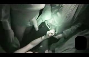 XXX Jalang berambut panjang melompat ke dada tukang pijat artikel dewasa hot