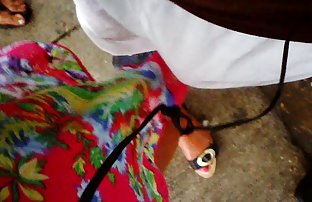 XXX Gadis Asia kotor cerpen panas hot dengan pakaian emas kotor!