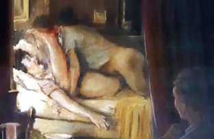 XXX Masturbasi brunette kisah hot sedarah dengan dildo emas