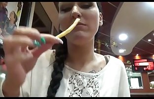 XXX Lucky cerita dewasa hot new guy - blowjob yang hebat